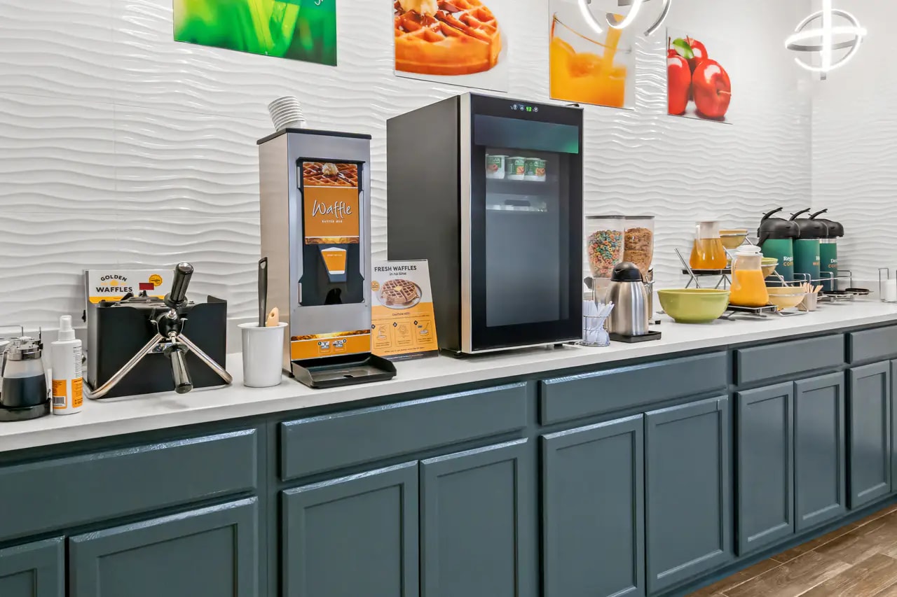 In-Room Microwave & Mini Fridge