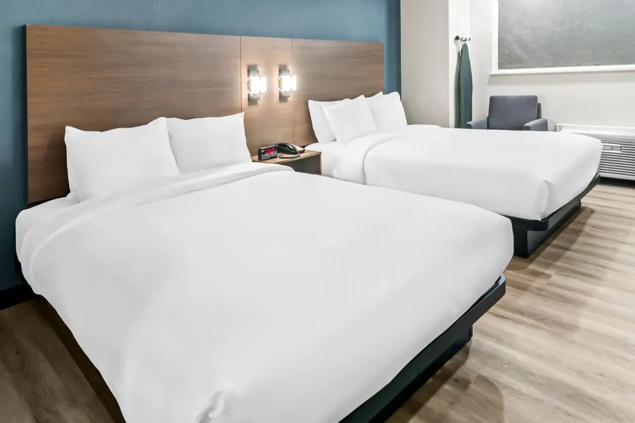 Double Queen Room